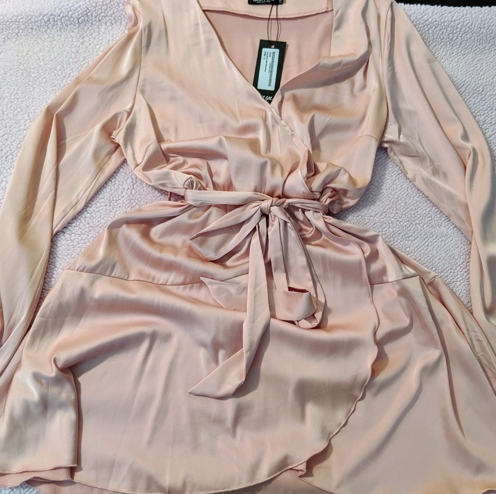 Satin pink mini